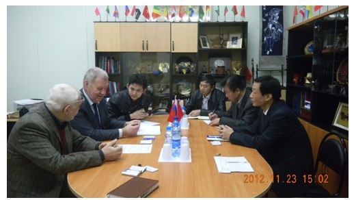 张东明率团赴欧洲开展学术交流