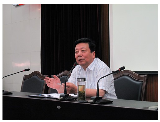 我院召开干部选拔任用监督工作政策法规集中教育活动专题