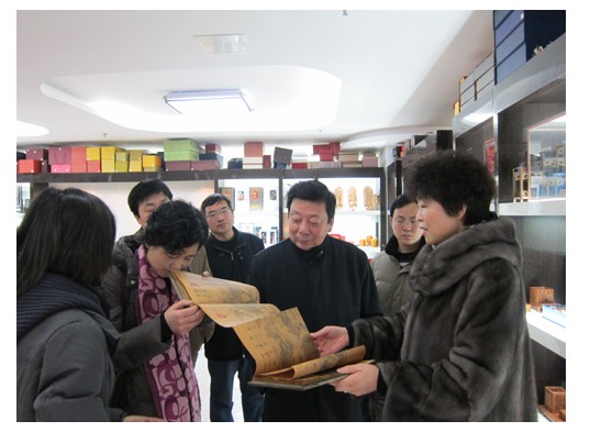 陆勤毅院长赴旅游企业考察调研