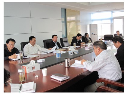 省社科院理论中心组召开学习会议  认真谋划“十二五”发展