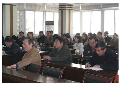 李抗美、邸乘光分别做学习实践活动主题发言和辅导发言