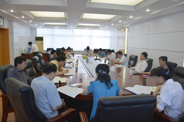 我院召开2014年度综合预算安排专题讨论会