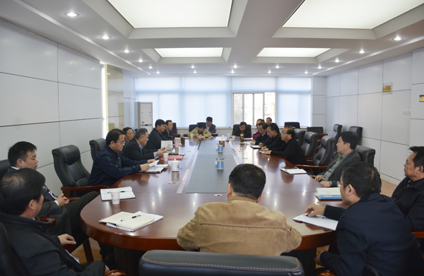 我院传达学习党的十八届五中全会精神