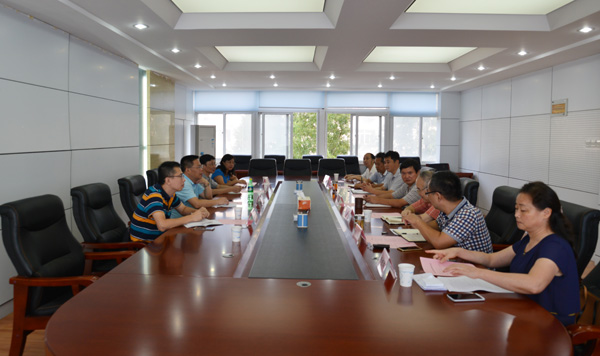 广东省社会科学院领导来我院调研座谈