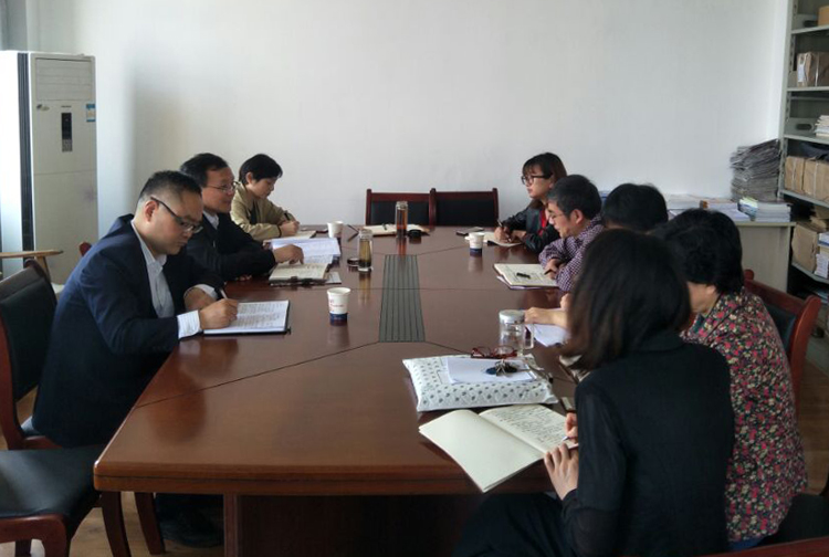 曾凡银到新闻所、历史所督查工作、调研座谈