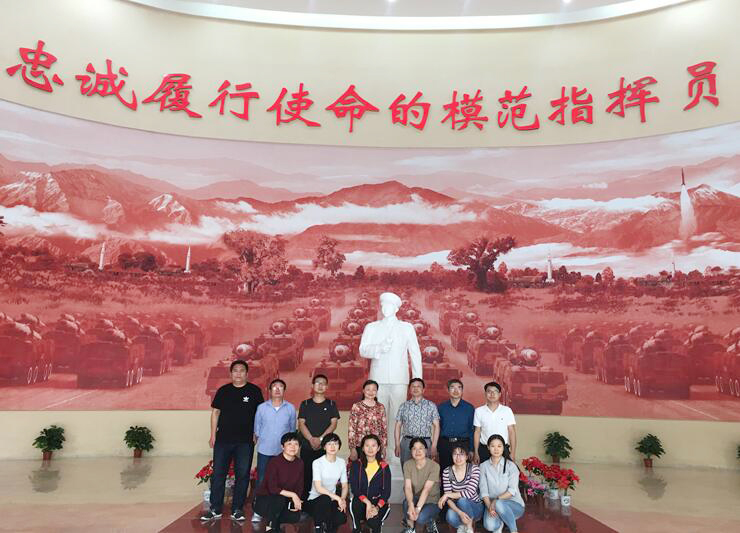 马克思主义研究所、社会学所和新闻与传播研究所党支部赴杨业功纪念馆和岩寺新四军军部旧址纪念馆参观学习