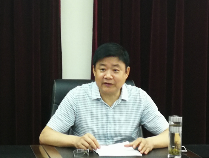 沈跃春作“不忘初心、牢记使命”专题党课报告