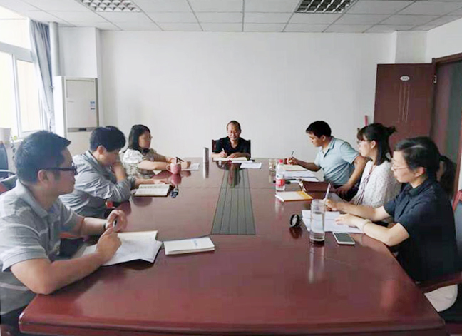 法学所哲学所党支部召开专题组织生活会