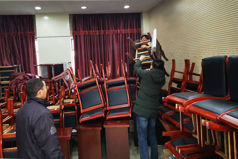 我院志愿者开展义务劳动