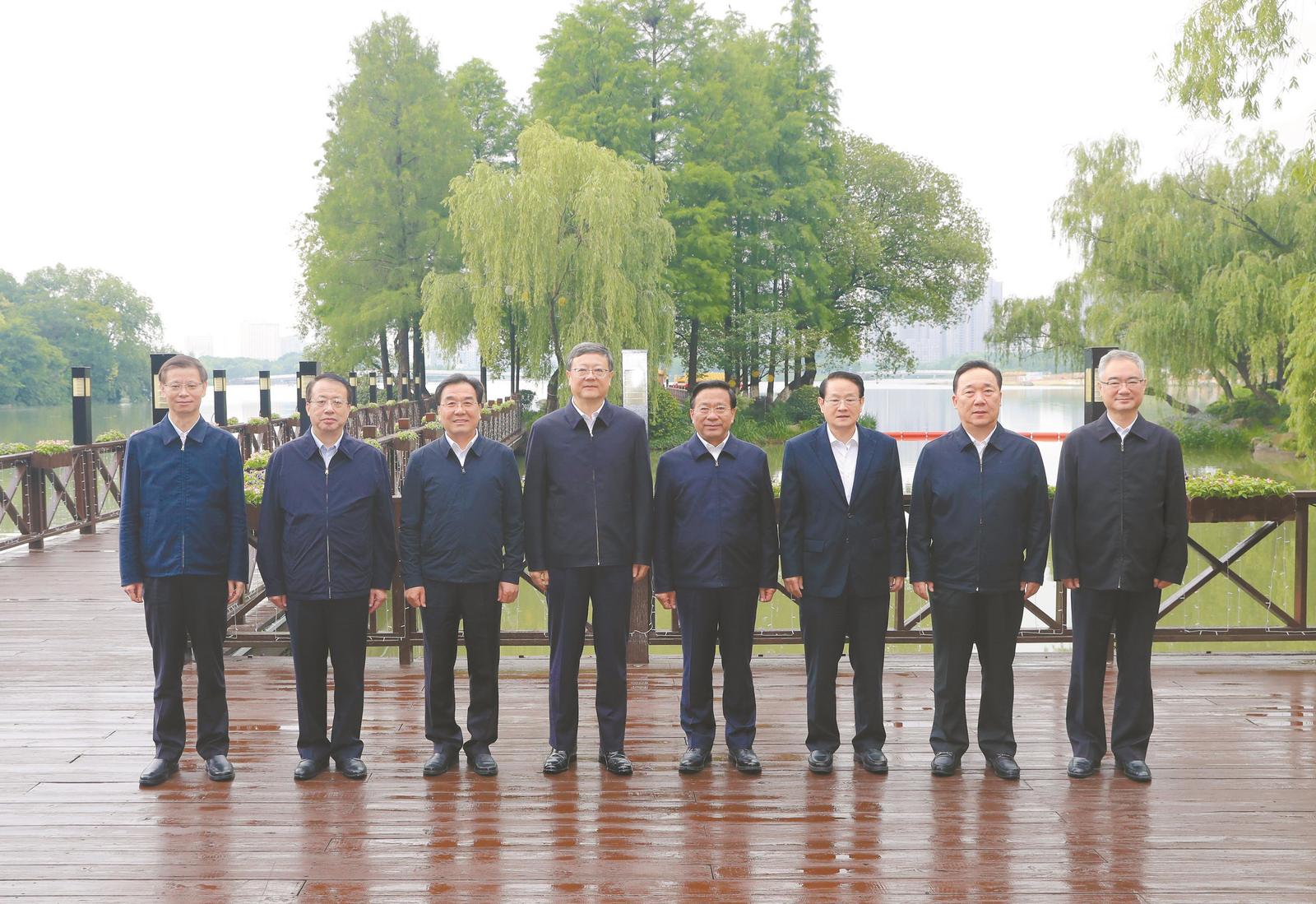 /uploads/image/2023/06/16/5b5fcdc618e6f84df12a5a0c6708200a.jpg 携手高质量一体化 奋进中国式现代化.jpg