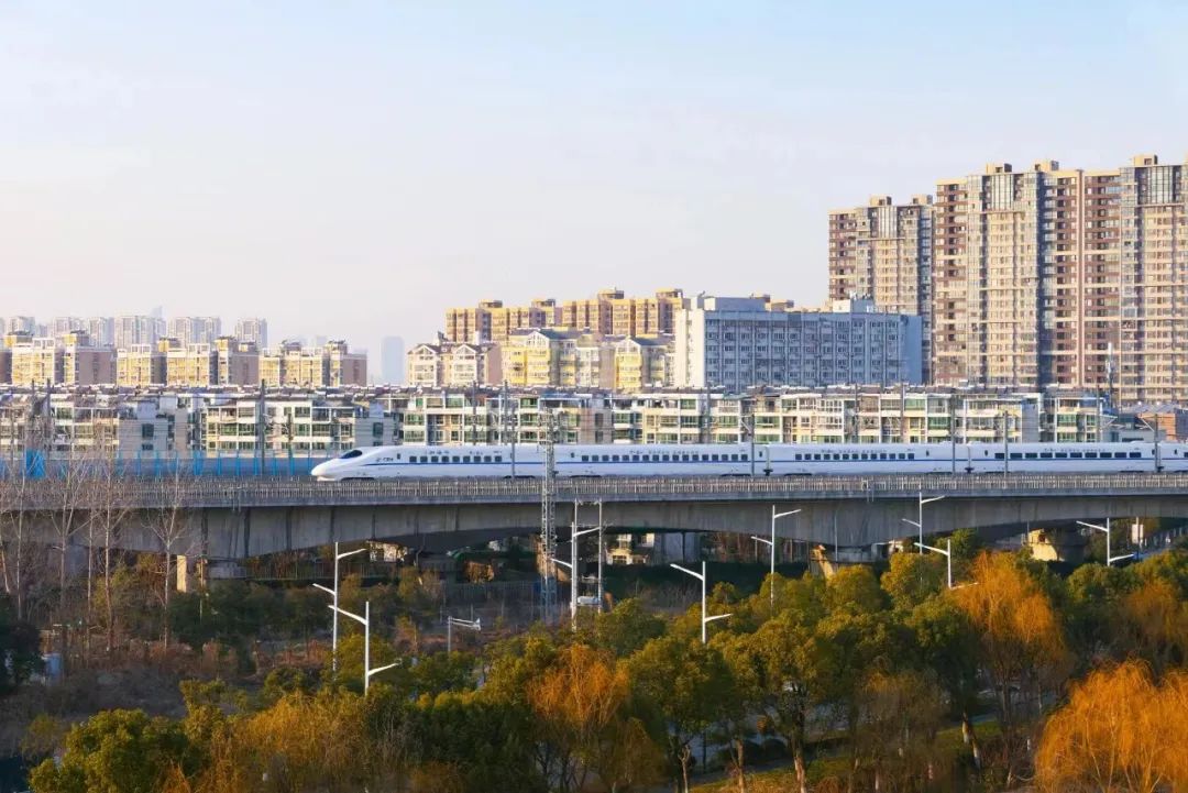 长三角环线高铁列车首发
