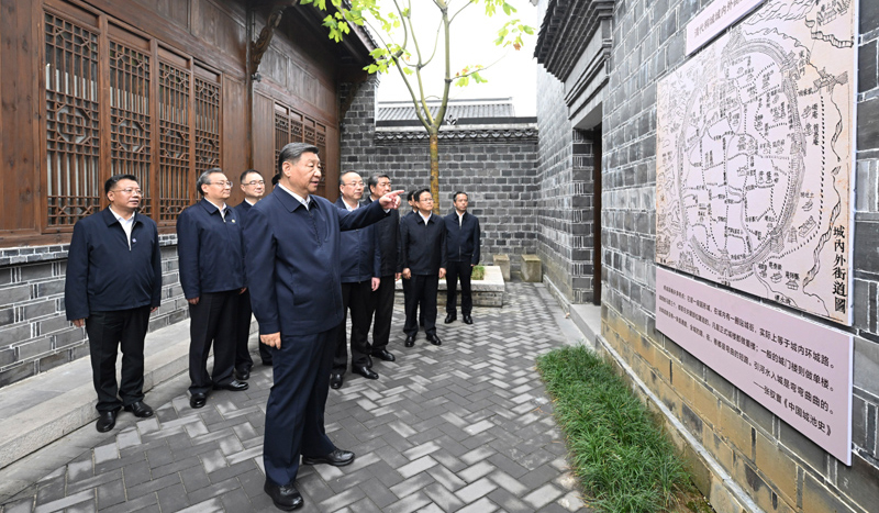 习近平在安徽考察时强调 发挥多重国家发展战略叠加优势 奋力谱写中国式现代化安徽篇章